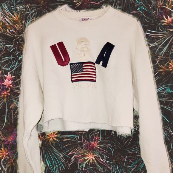 Vintage Crop Sweatshirt - Picture 2 of 3